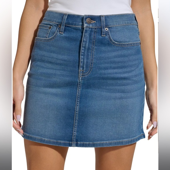Calvin Klein Dresses & Skirts - Calvin Klein Denim mini skirt